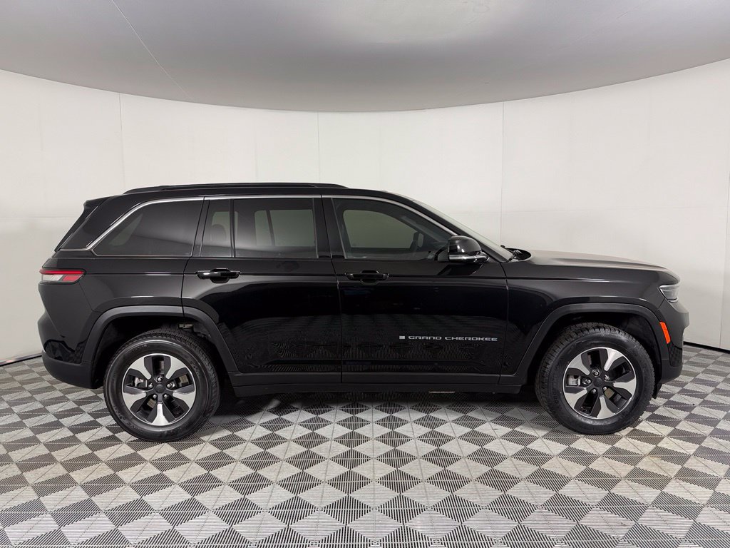 Used 2024 Jeep Grand Cherokee Limited 4xe AWD/4WD image 5
