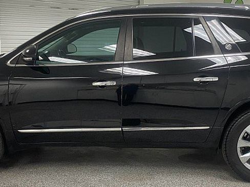 Used 2016 Buick Enclave Premium w/ Experience Buick Package image 8