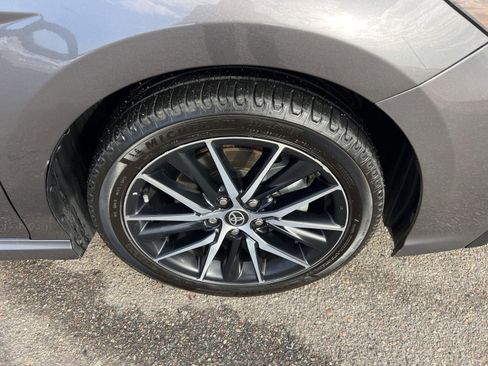 Used 2024 Toyota Camry SE image 8