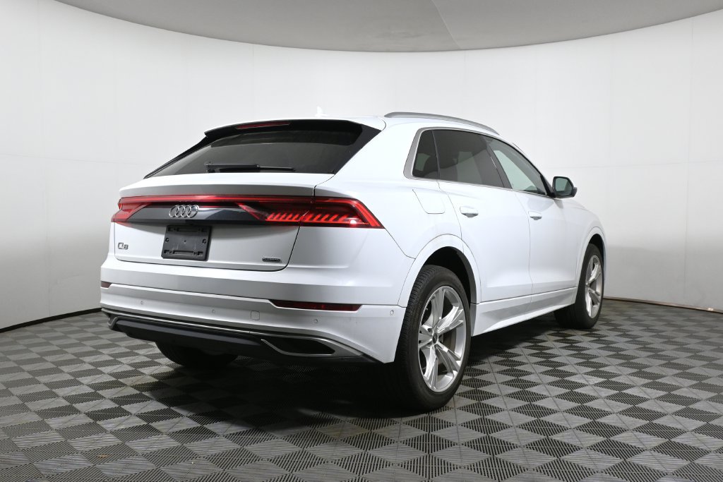 Used 2023 Audi Q8 Premium AWD/4WD image 7