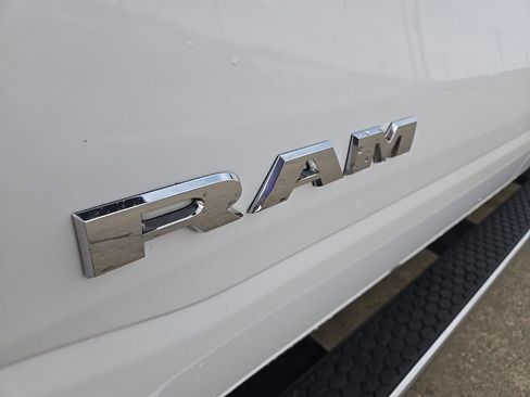 Used 2023 RAM 1500 Big Horn AWD/4WD image 18