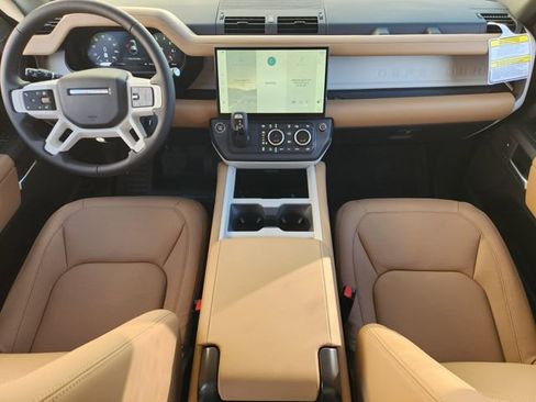 Used 2026 Land Rover Defender 110 S image 19