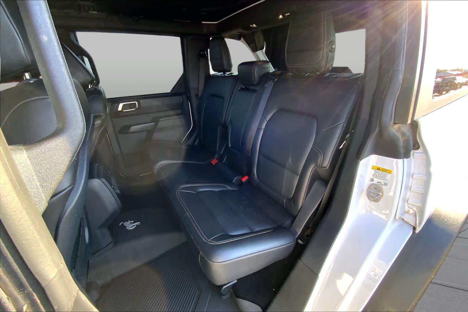 Used 2025 Ford Bronco Badlands AWD/4WD image 21