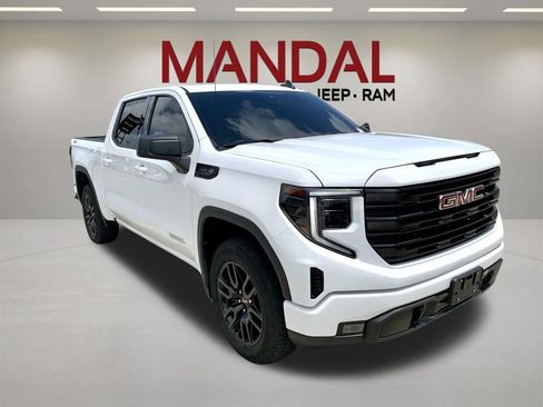 Used 2024 GMC Sierra 1500 Elevation w/ X31 Off-Road Package AWD/4WD image 4