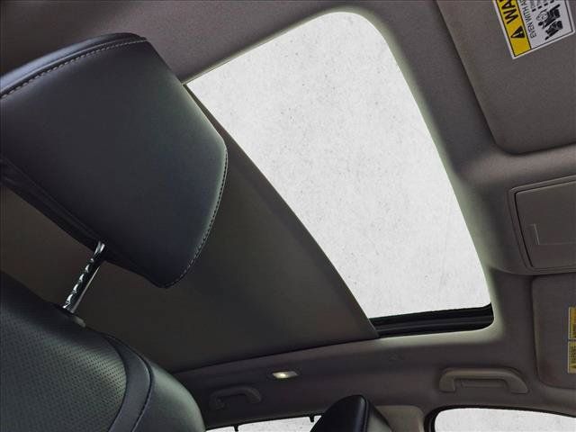 Certified 2024 Acura MDX w/ Technology Package FWD image 21