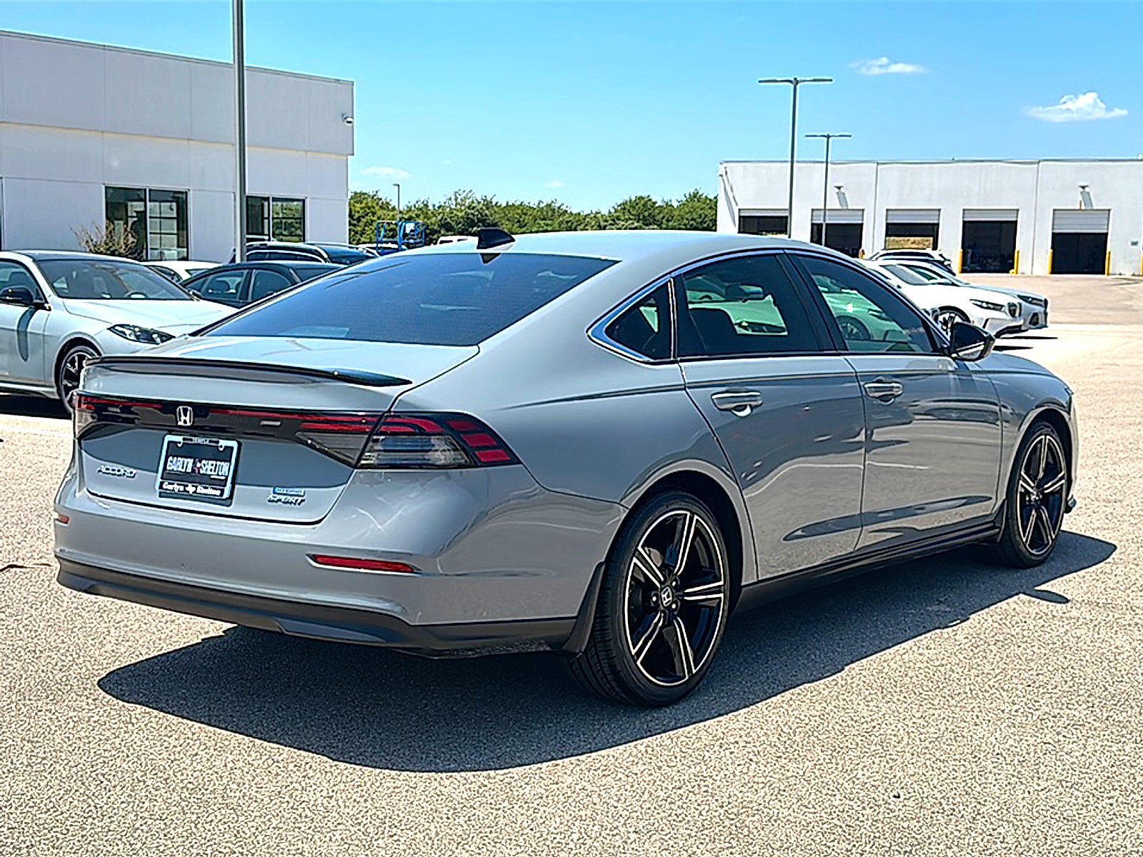 Used 2025 Honda Accord Sport image 8