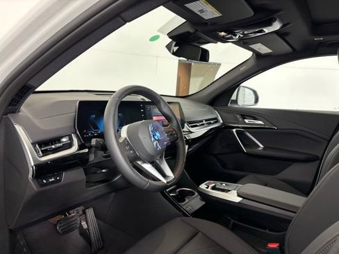 New 2026 BMW X2 xDrive28i w/ Convenience Package AWD/4WD image 8