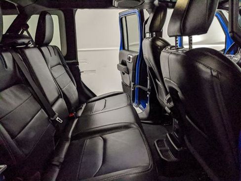 Used 2021 Jeep Wrangler Unlimited Sahara w/ Cold Weather Group image 19