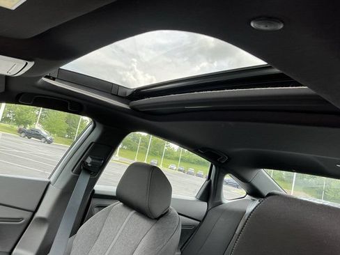 Used 2025 Honda Accord Sport image 17