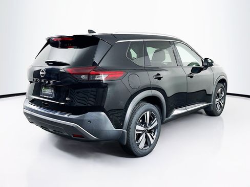 Used 2023 Nissan Rogue SL w/ SL Premium Package FWD image 9