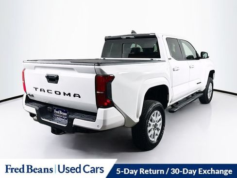 Used 2025 Toyota Tacoma SR5 w/ SR5 Upgrade Package AWD/4WD image 9
