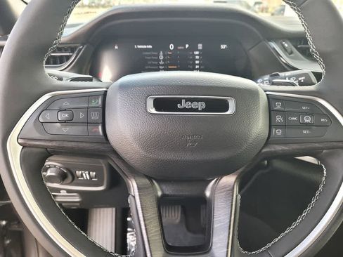 New 2026 Jeep Grand Cherokee Altitude AWD/4WD image 21