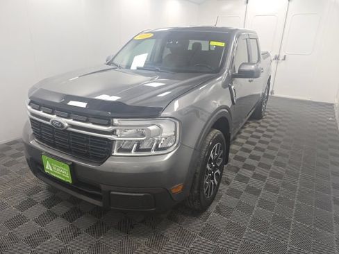 Used 2023 Ford Maverick Lariat FWD image 3