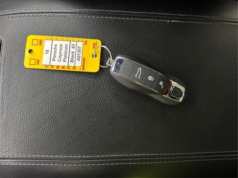 Used 2018 Porsche Cayenne image 41