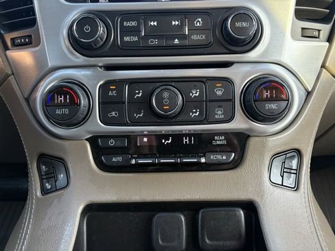 Used 2018 GMC Yukon SLT w/ Premium Edition image 29