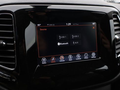 Used 2020 Jeep Compass Latitude image 19