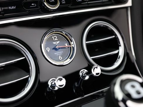 Used 2025 Bentley Continental GTC image 35