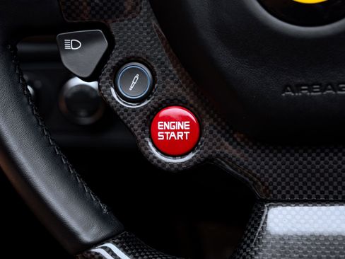 Used 2014 Ferrari 458 Spider RWD image 51