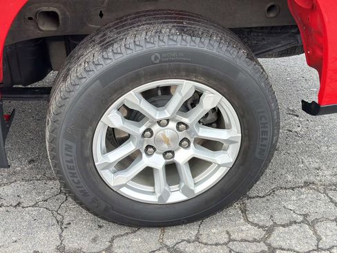 Used 2023 Chevrolet Silverado 1500 LT image 11