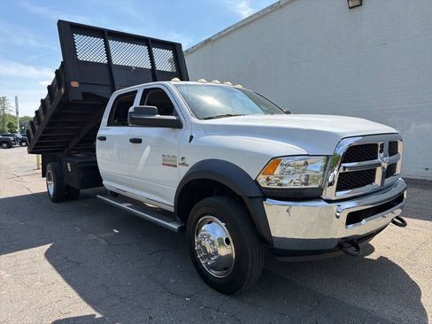 Used 2015 RAM 5500 Tradesman w/ Ambulance Prep Group RWD image 17