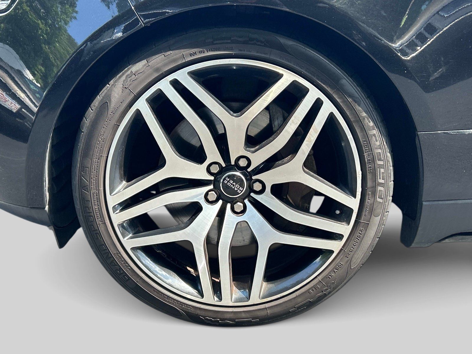 Used 2017 Land Rover Range Rover HSE AWD/4WD image 9