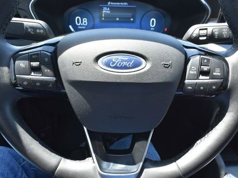 Used 2023 Ford Escape Platinum AWD/4WD image 24