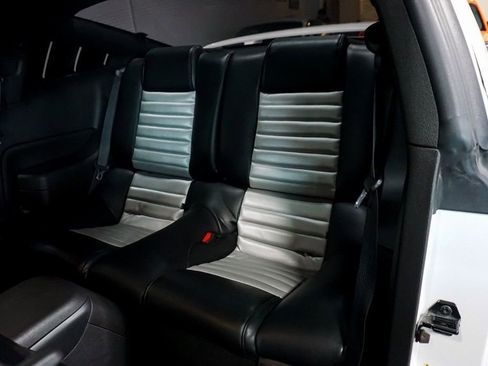 Used 2007 Ford Mustang GT image 48