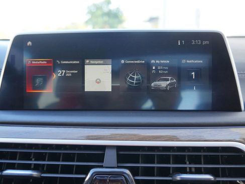 Used 2019 BMW 740e xDrive w/ Executive Package image 37