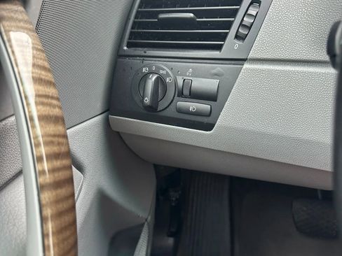 Used 2005 BMW X3 3.0i image 24