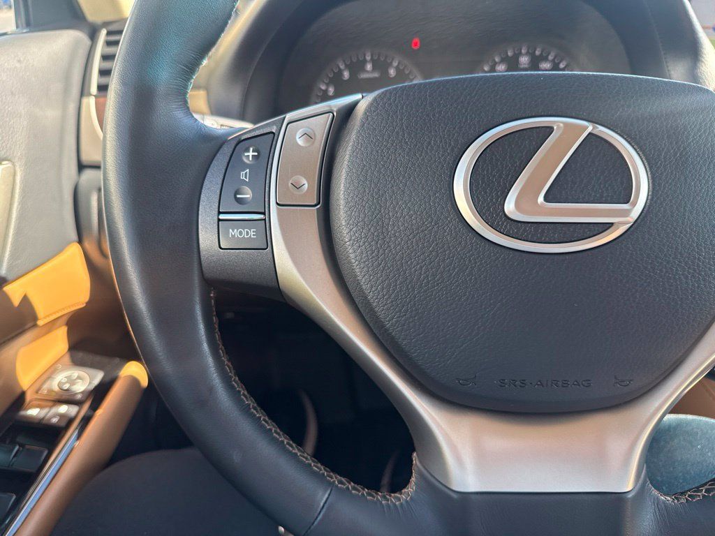 Used 2013 Lexus GS 350 AWD w/ Premium Pkg image 31