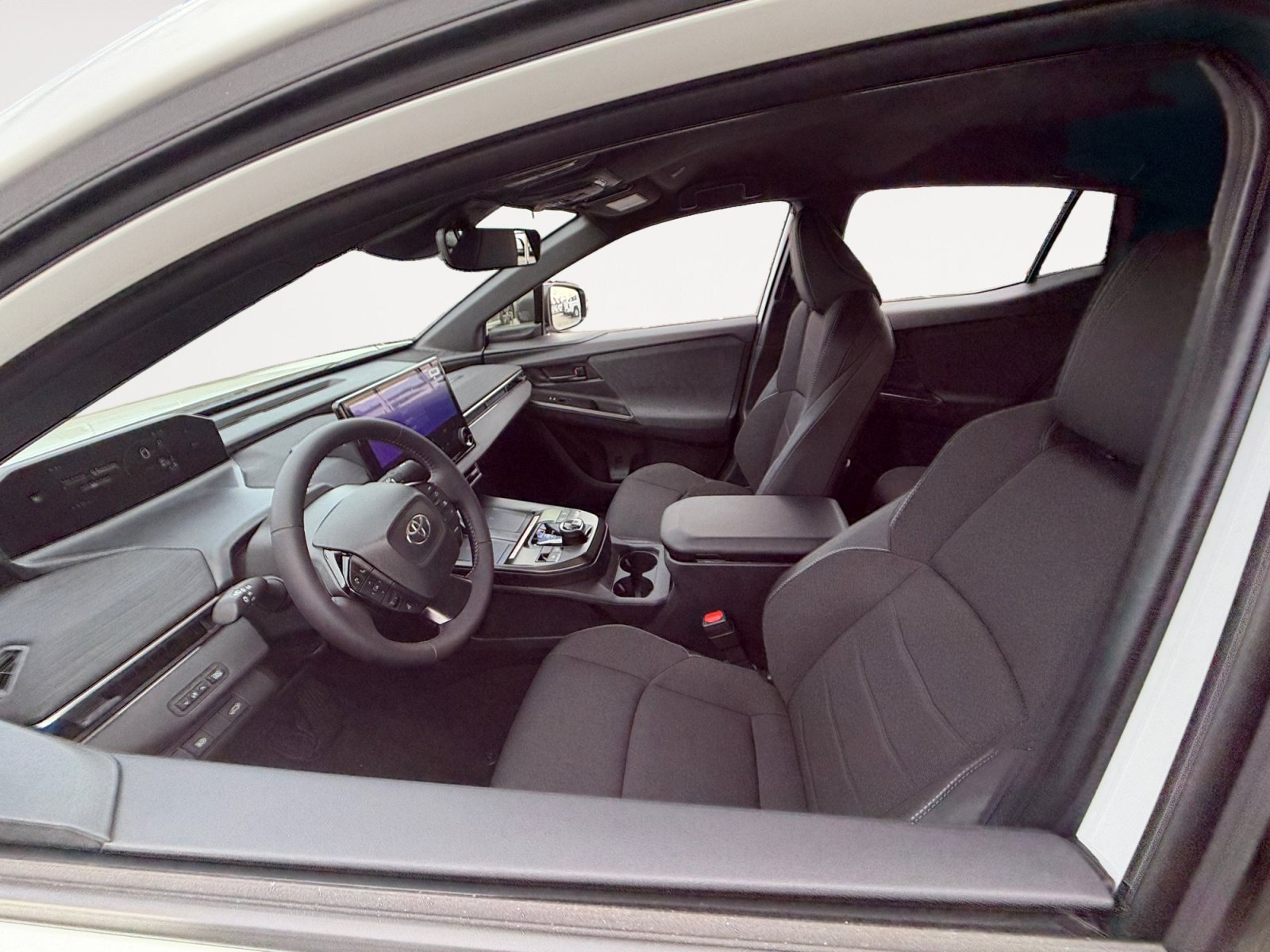 New 2026 Toyota C-HR AWD/4WD image 9
