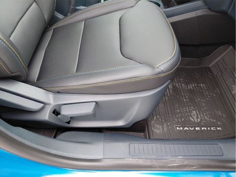 New 2026 Ford Maverick Lobo image 13