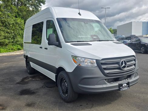 New 2026 Mercedes-Benz Sprinter 2500 image 8