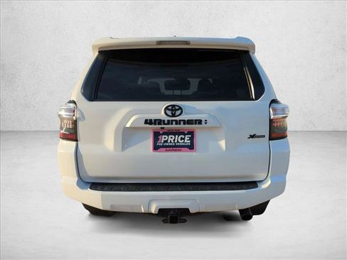 Certified 2022 Toyota 4Runner SR5 Premium w/ Moonroof Package AWD/4WD image 7