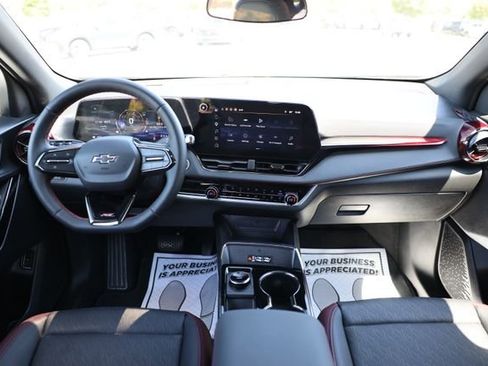 Used 2026 Chevrolet Equinox RS w/ Convenience Package III AWD/4WD image 10