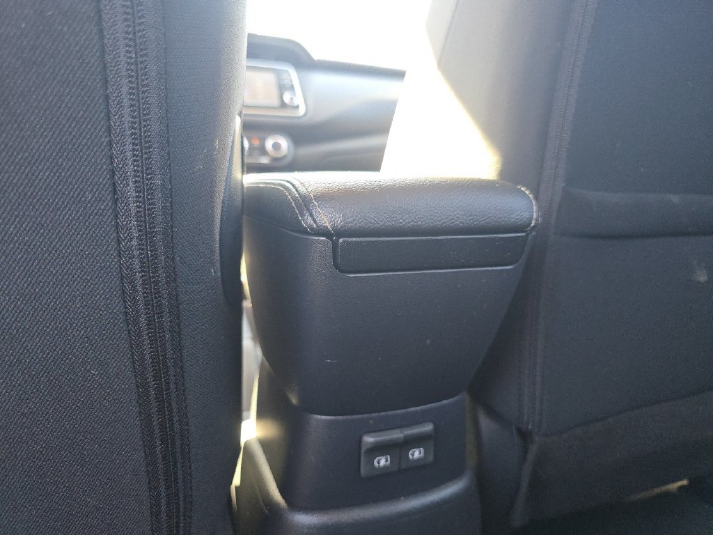 Used 2021 Nissan Kicks S FWD image 22