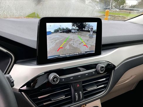 Certified 2022 Ford Escape SEL w/ Class II Trailer Tow Package image 28