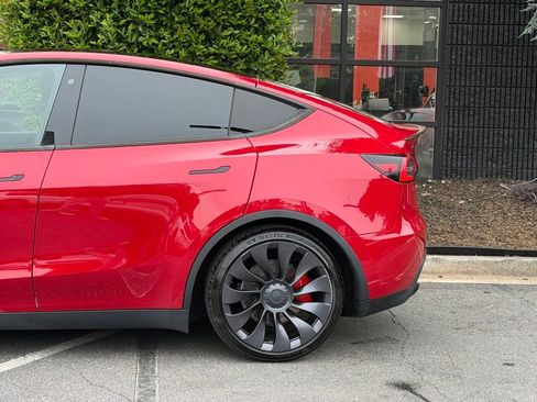 Used 2020 Tesla Model Y Performance AWD/4WD image 9