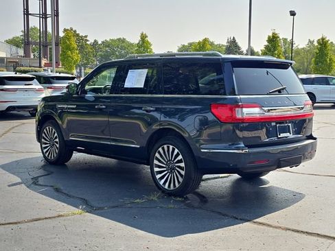 Used 2021 Lincoln Navigator Reserve w/ Luxury Package AWD/4WD image 3