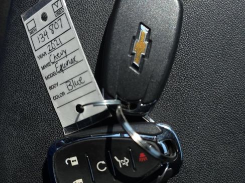 Used 2021 Chevrolet Equinox LT FWD image 50