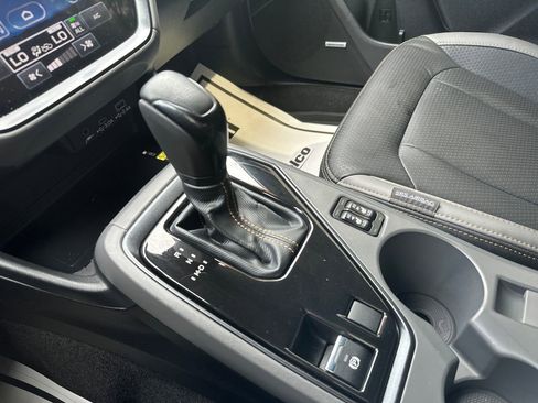 Used 2025 Subaru Crosstrek 2.5i Wilderness w/ Crosstrek Mirror Package AWD/4WD image 22