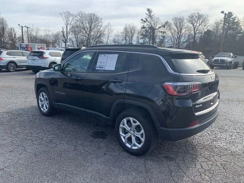 Used 2024 Jeep Compass Latitude image 6