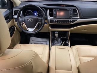 Used 2018 Toyota Highlander XLE AWD/4WD video 2