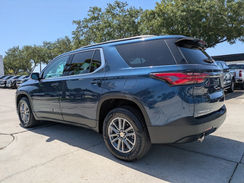 Used 2022 Chevrolet Traverse LT w/ LPO, Floor Liner Package AWD/4WD image 6