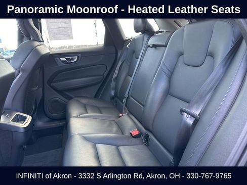 Used 2022 Volvo XC60 B5 Momentum w/ Advanced Package image 36