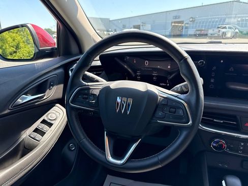 Used 2024 Buick Encore GX Preferred w/ Comfort Package AWD/4WD image 14