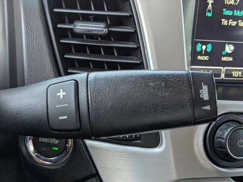 Used 2019 GMC Yukon XL SLT image 12