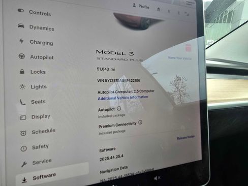 Used 2019 Tesla Model 3 Standard Range image 29