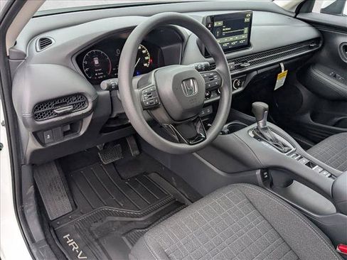 New 2026 Honda HR-V LX image 3
