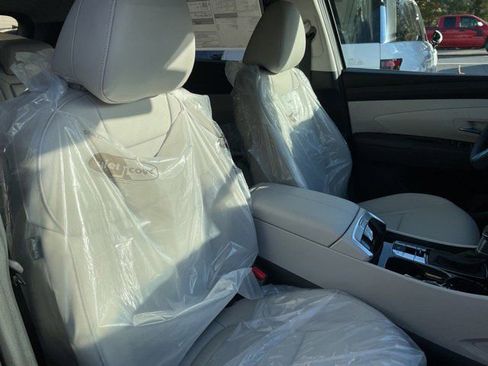 New 2026 Hyundai Tucson SEL image 10